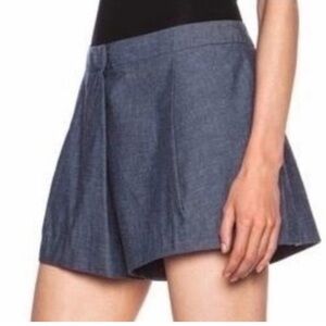 Elle Sasson Rey Chambray Denim flared Shorts Back‎ Flap Pockets size 2